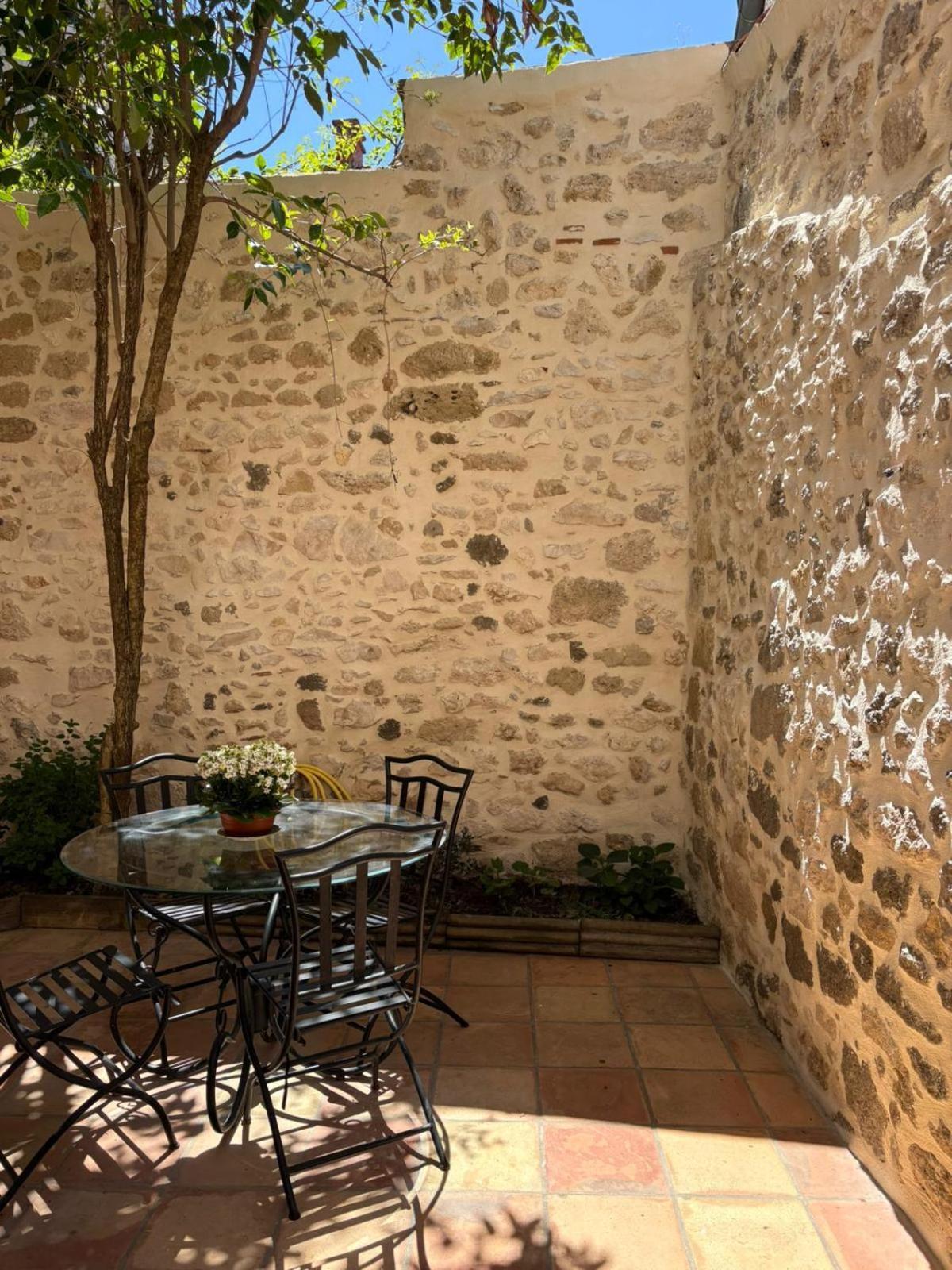 Charmante Maison Renovee Nérac Exterior foto